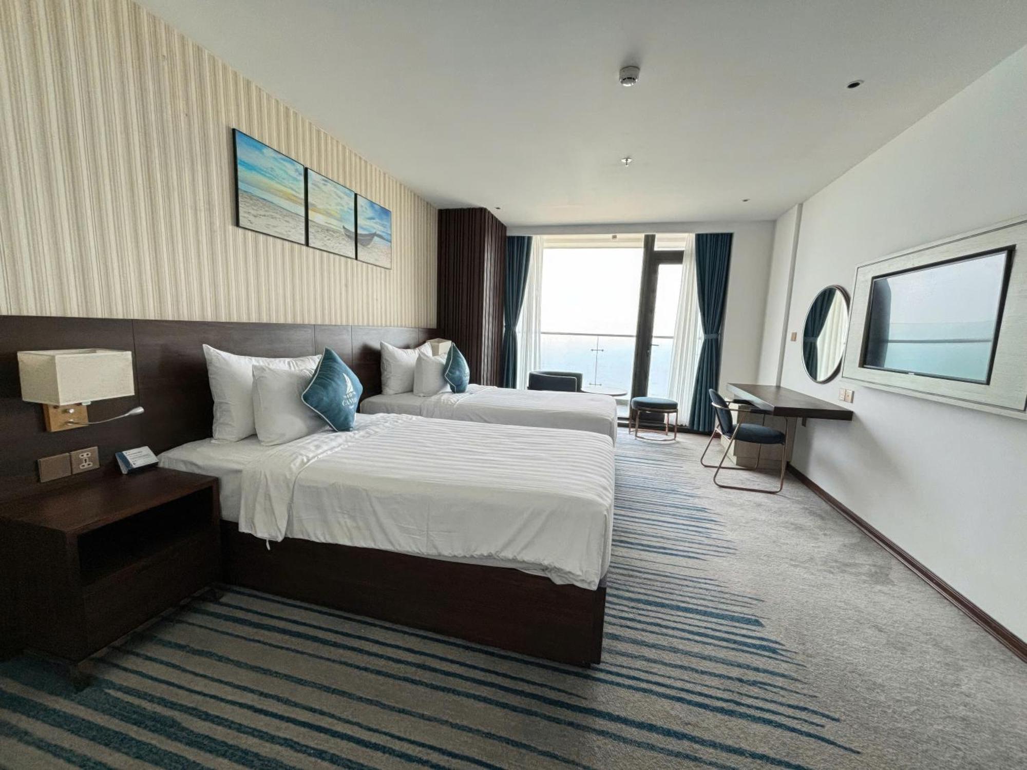 Canvas Danang Beach Hotel Exterior photo