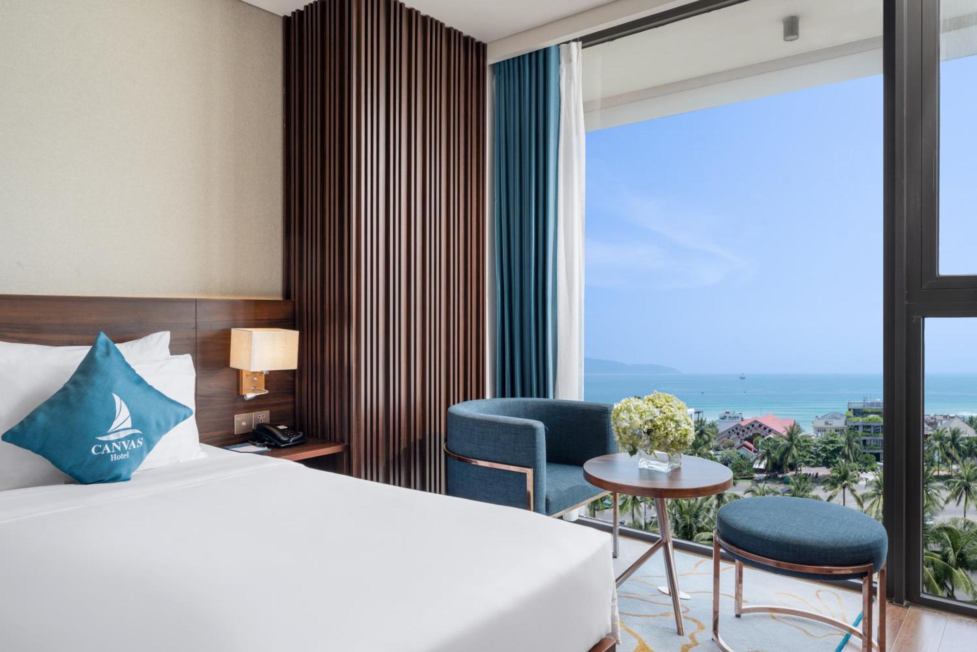 Canvas Danang Beach Hotel Exterior photo